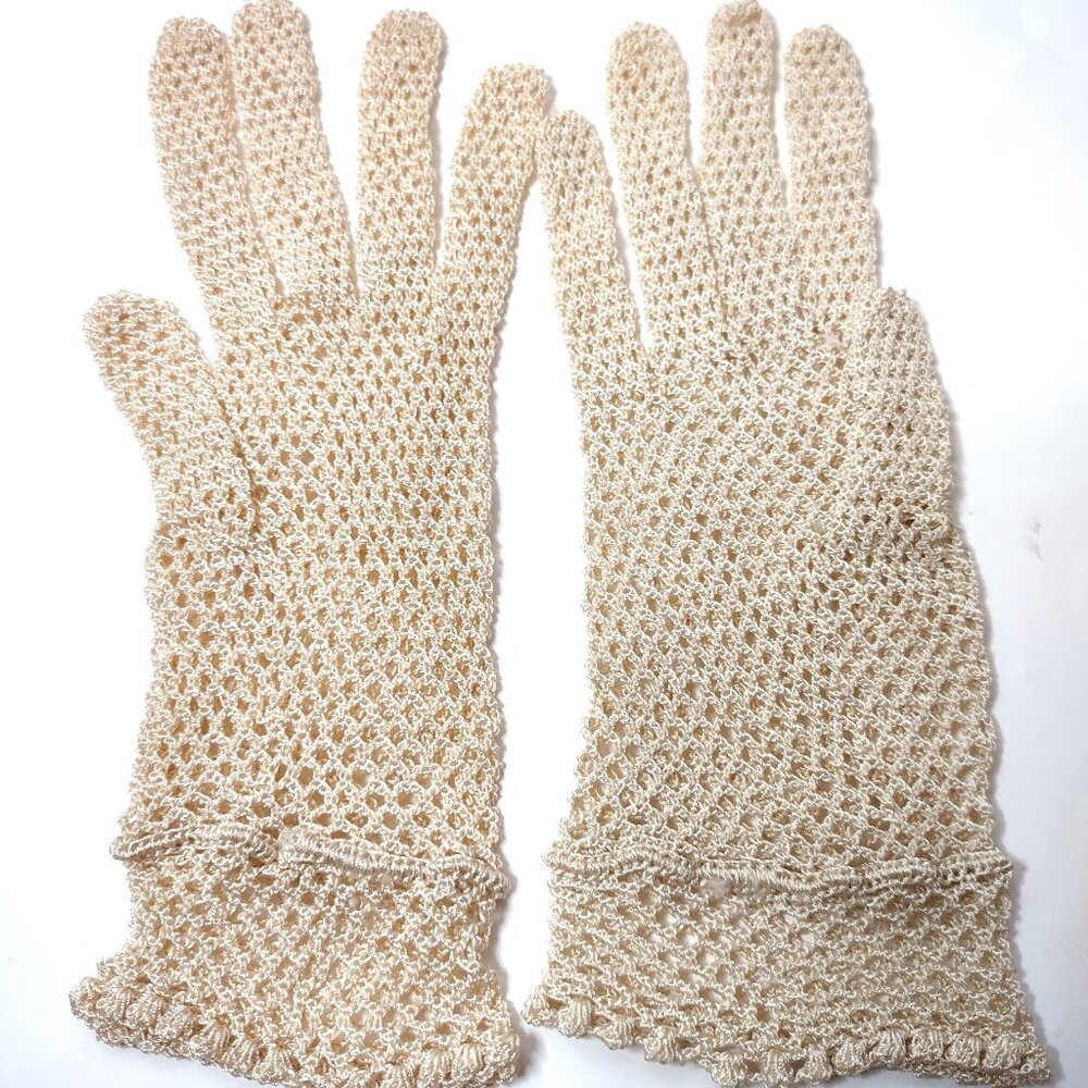 Vintage  Beige Knit  Wrist Gloves Excellent Condition Small